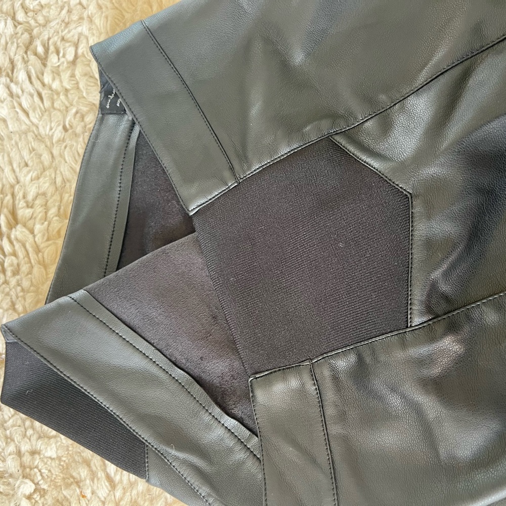 Sunday in the City PU leather midi skirt size 18 BNWT - Picture 3 of 6